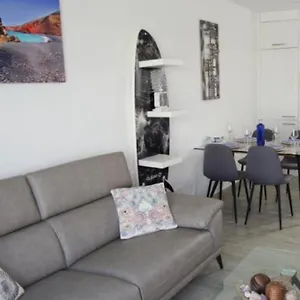 apartment-cucharas-beach-piscina-beach-2-min-ac-wifi.in-canary-islands.com/